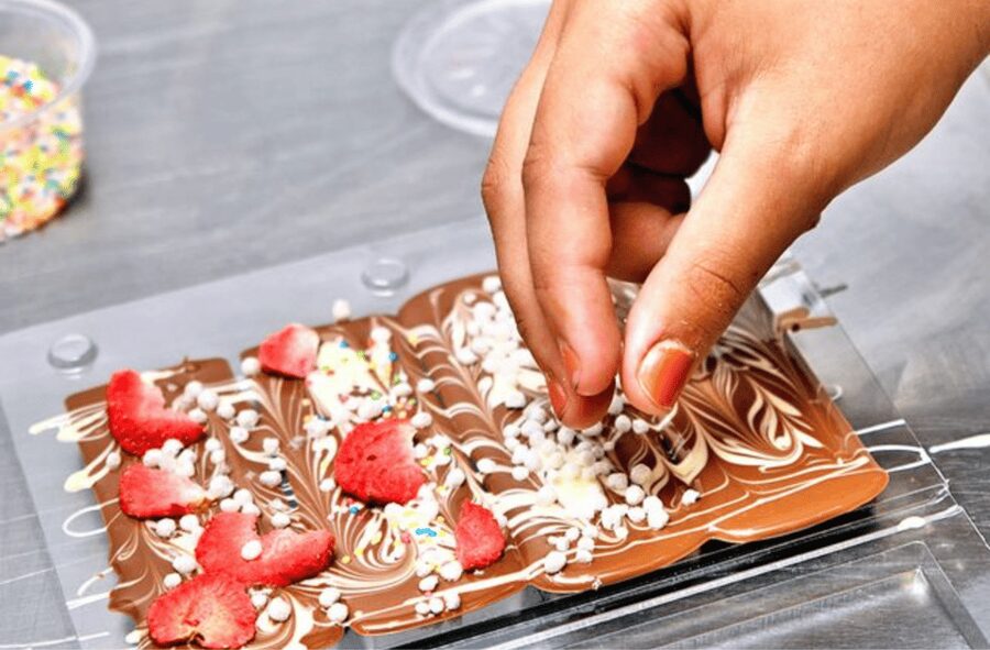 Prague: 1.5-Hour Chocolate Museum Visit with Workshop - Making your personalized chocolate