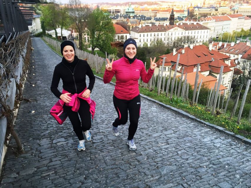 Prague 1.5-Hour Compact City Center Running Tour - Accessibility and who should book