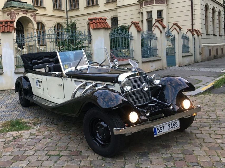 Prague: 1-Hour Private Tour in Vintage Car - Rudolfinum and the Clementinum