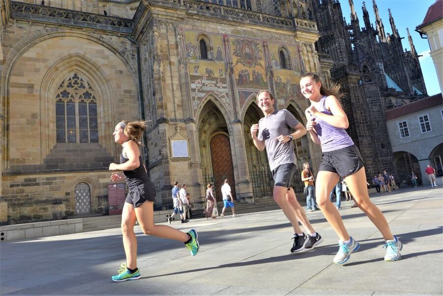 Prague 1-Hour Sight Running Tour - What to bring and how to plan the hour