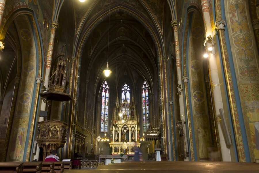 Prague: 2.5-Hour Vyšehrad Castle with Gorlice & Tickets - Entering the Gorlice casemates