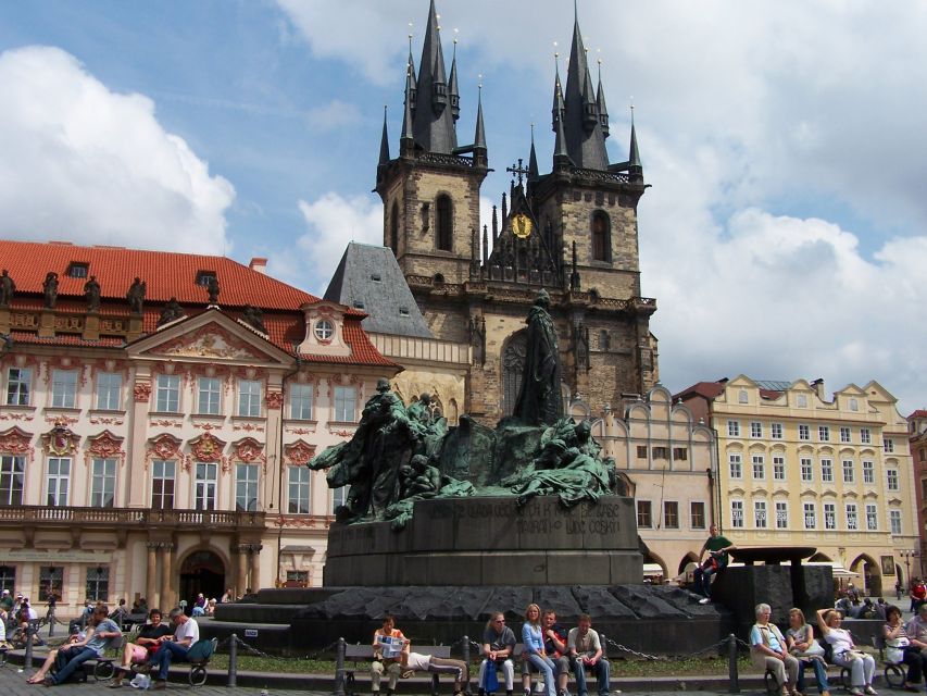Prague: 2-Hour Old Town and Jewish Ghetto Walking Tour - Charles University and Prague’s long academic tradition