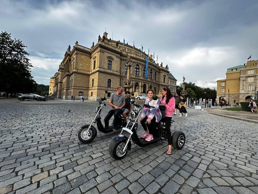 Prague: 2 hours FUN TRIKE tour in Prague with guide - The Guides Make the Two Hours Work