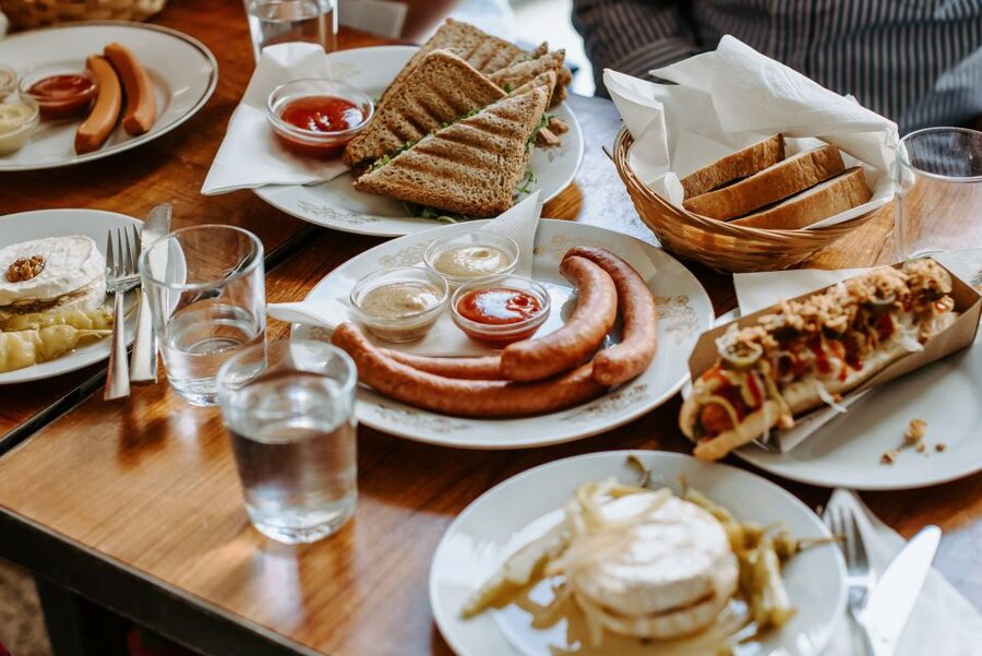 Prague: 3.5 h Private Czech Beers & Tapas Tour - Learning pub customs, language, and brewing traditions