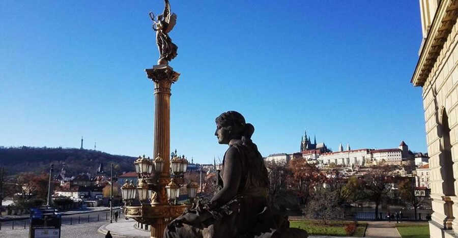 Prague 3-Hour Architectural Tour - A private format that can adapt to you