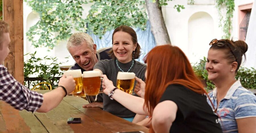 Prague: 3-Hour Beer Tour and Traditional Czech Dinner - Key points before you book