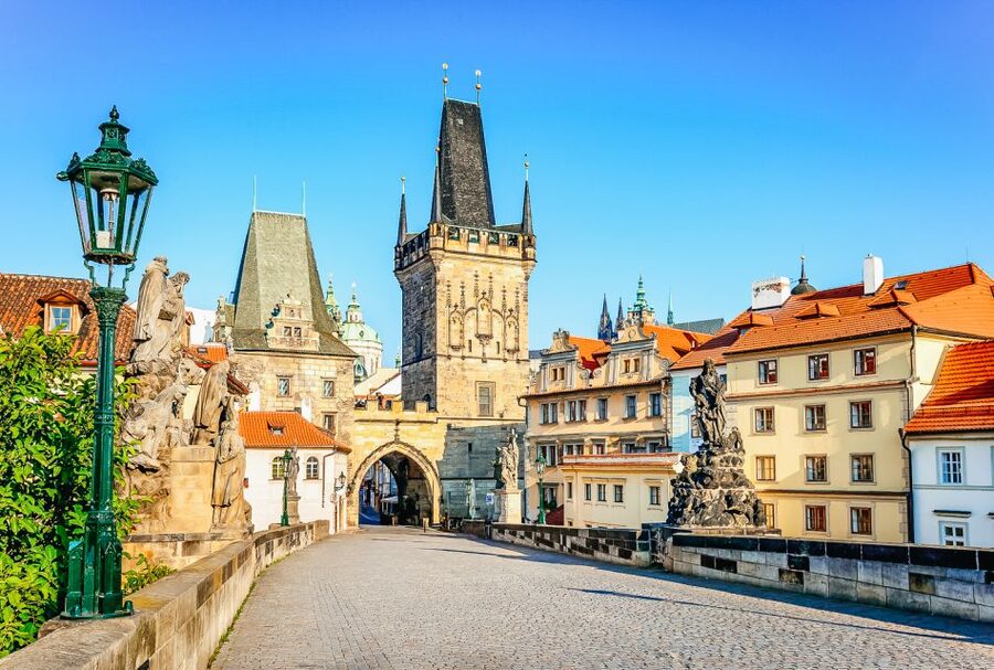 Prague: 3-Hour Beer Tour and Traditional Czech Dinner - Three pubs and a lesson in Czech beer