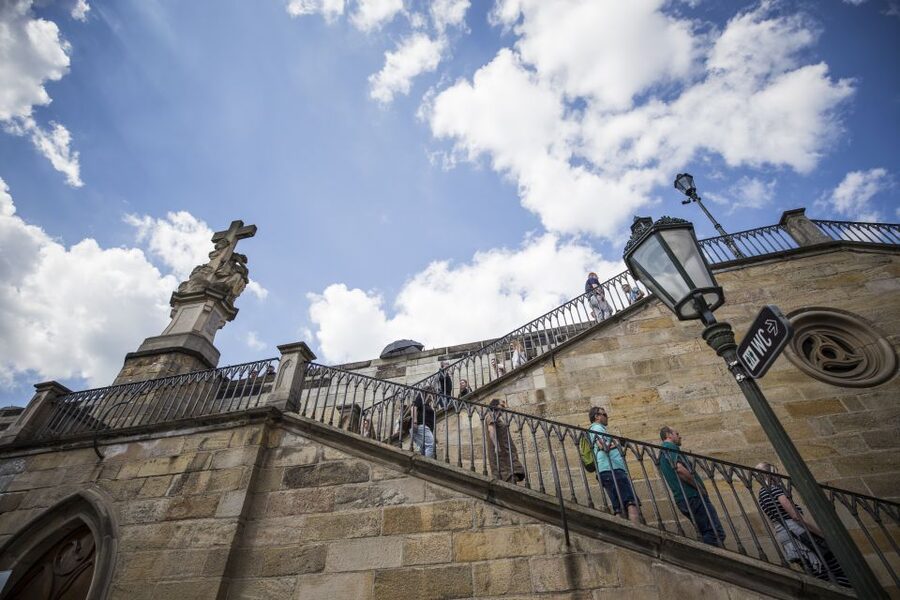 Prague: 3–Hour Castle Grounds Walking Tour and River Cruise - Who will enjoy this three-hour route?
