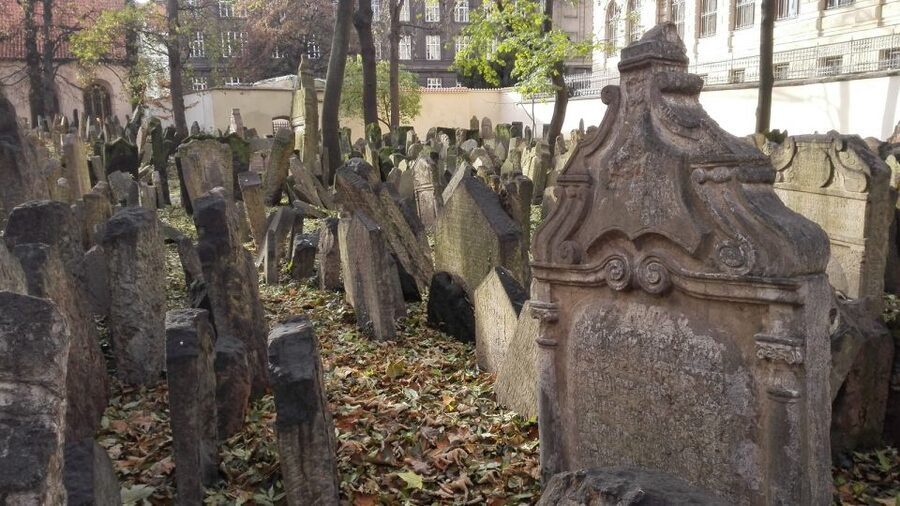 Prague: 3-Hour Private Jewish Quarter Tour - Who should book this private Jewish Quarter tour?