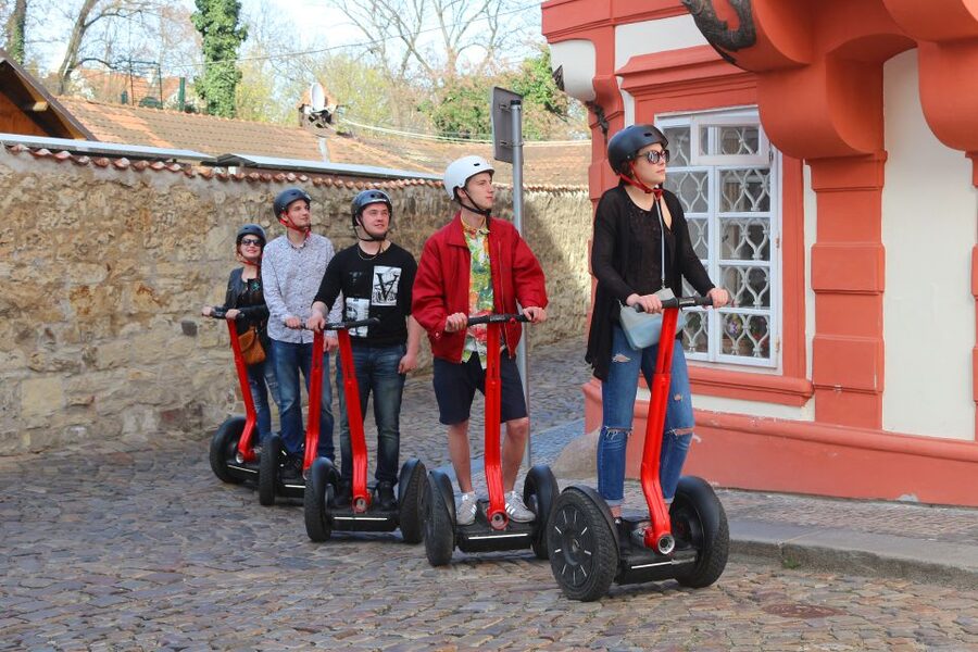 Prague: 4-Hour Segway and Scooter Tour with Lunch and Drinks - Why the two-vehicle format works