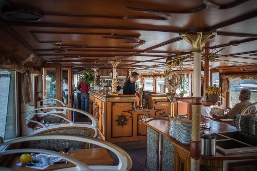 Prague: Afternoon Beer Cruise with Drinks Included - Kampa Island and the quieter side of Prague