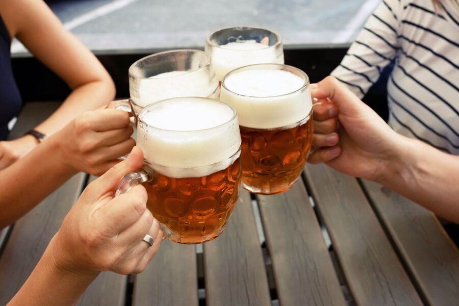 Prague: Afternoon Beer Cruise with Drinks Included - How much value do you get for $35?