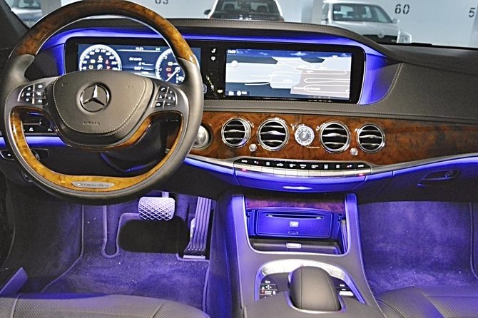 Prague airport luxury transfer by a Mercedes Benz S class - Inside the Mercedes Benz S Class