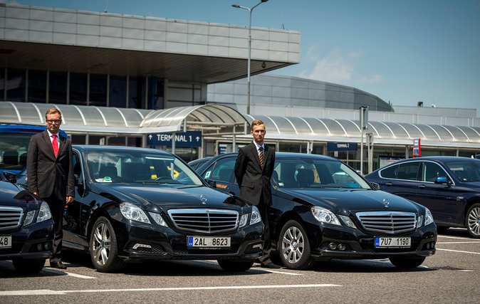 Prague Airport Private Departure Transfer - Who should book this Prague transfer