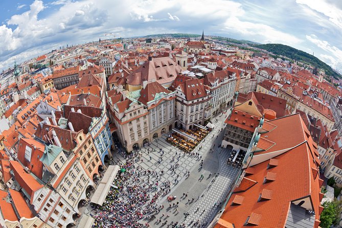 Prague Airport Shared Arrival Transfer - Why the driver contact matters when flights go wrong