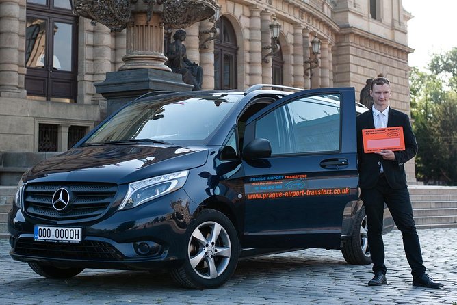 Prague Airport Shared Departure Transfer - A straightforward ride to Václav Havel Airport