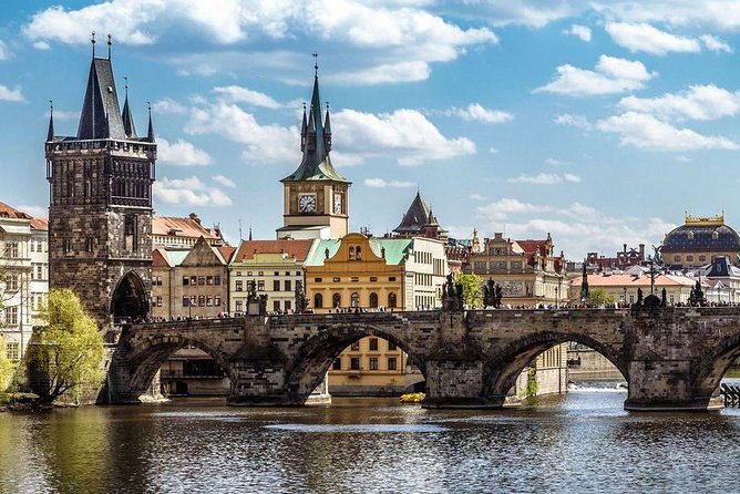 Prague Airport Transfers, Praga Aeropuerto Traslados, ESPAŇOL-ENG - Hotel to airport: a calmer departure