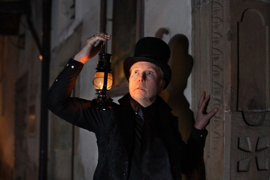 Prague: Alchemy & Mysteries Bridge and Castle Evening Tour - Who should book this evening walk