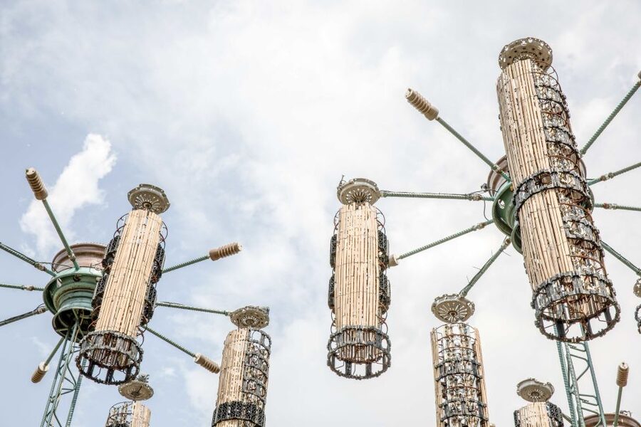 Prague: Alternative Prague Walking Tour - Graffiti, sculptures, and a skatepark with a local feel