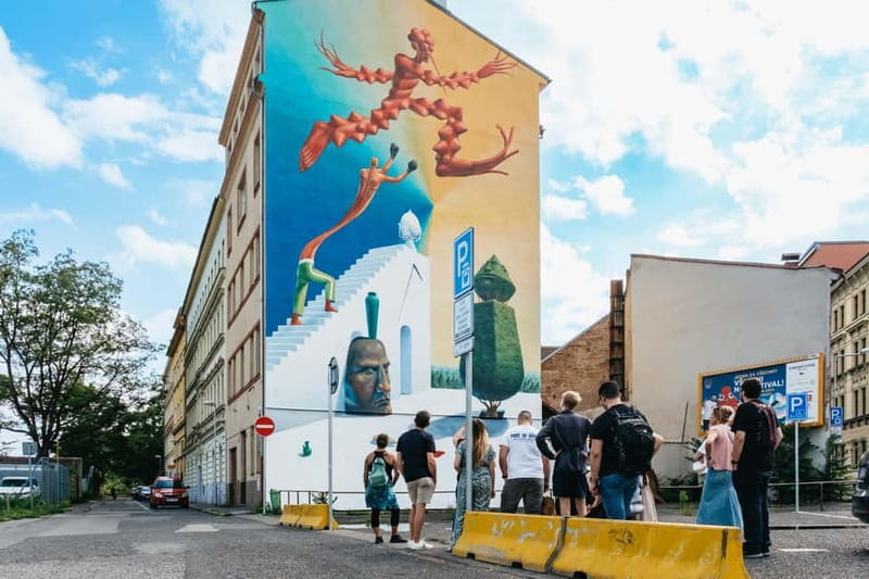 Prague: Alternative Prague Walking Tour - The guides are a major part of the value
