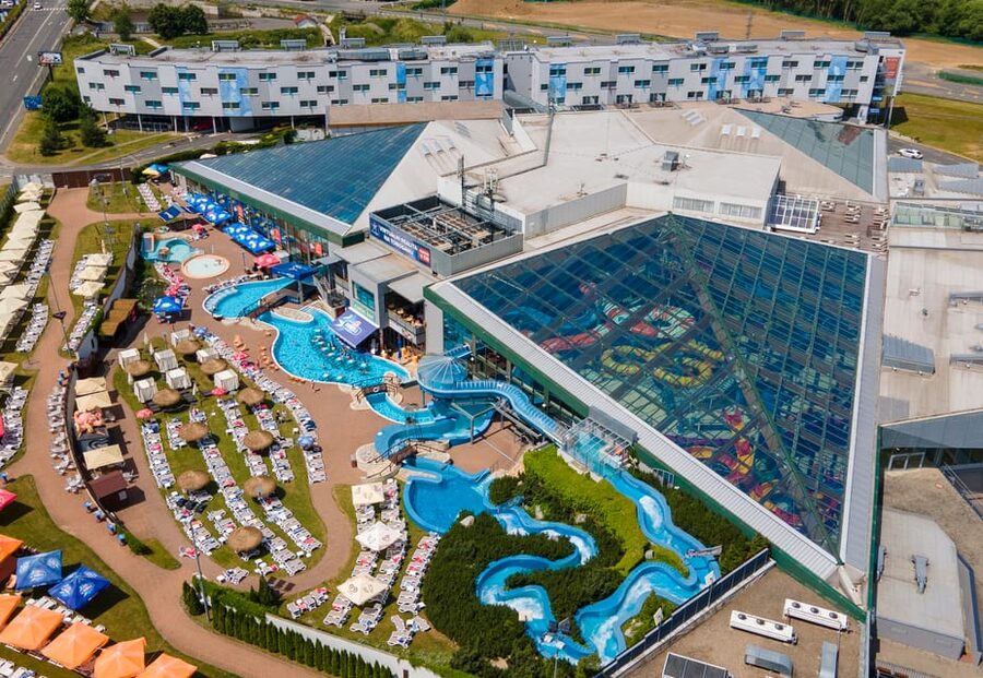 Prague: Aquapalace Indoor/Outdoor Water Park Ticket - Adding the sauna and wellness area