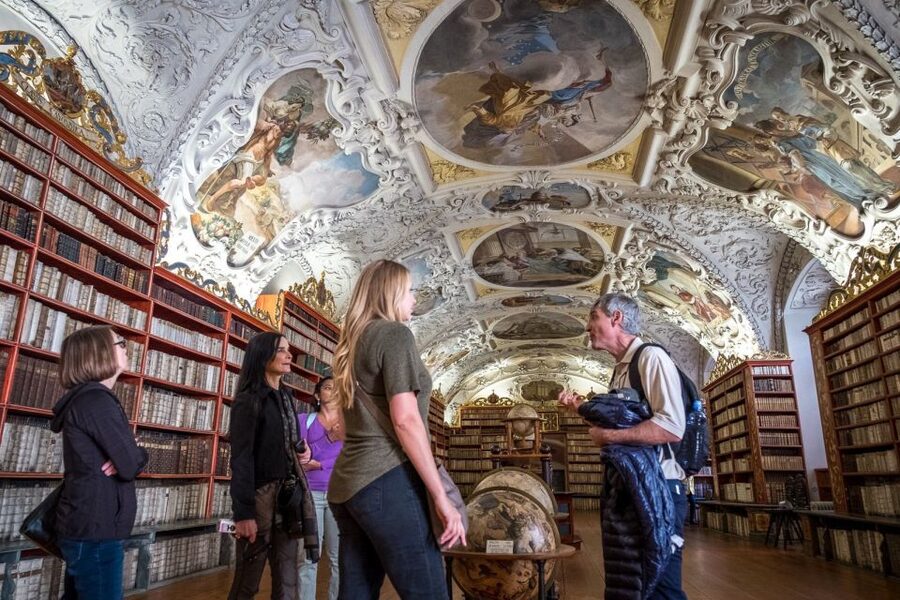 Prague Beer and Baroque: A Highbrow Brew Tour - Starting in Malá Strana and riding to Strahov