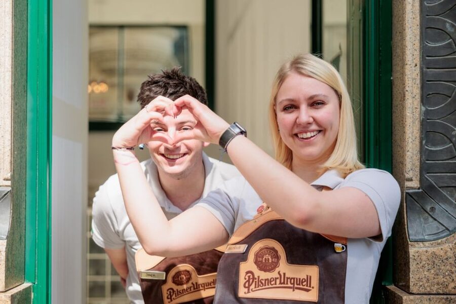 Prague: Beer Pouring Class at Pilsner Urquell Experience - The certificate and personalized bottle