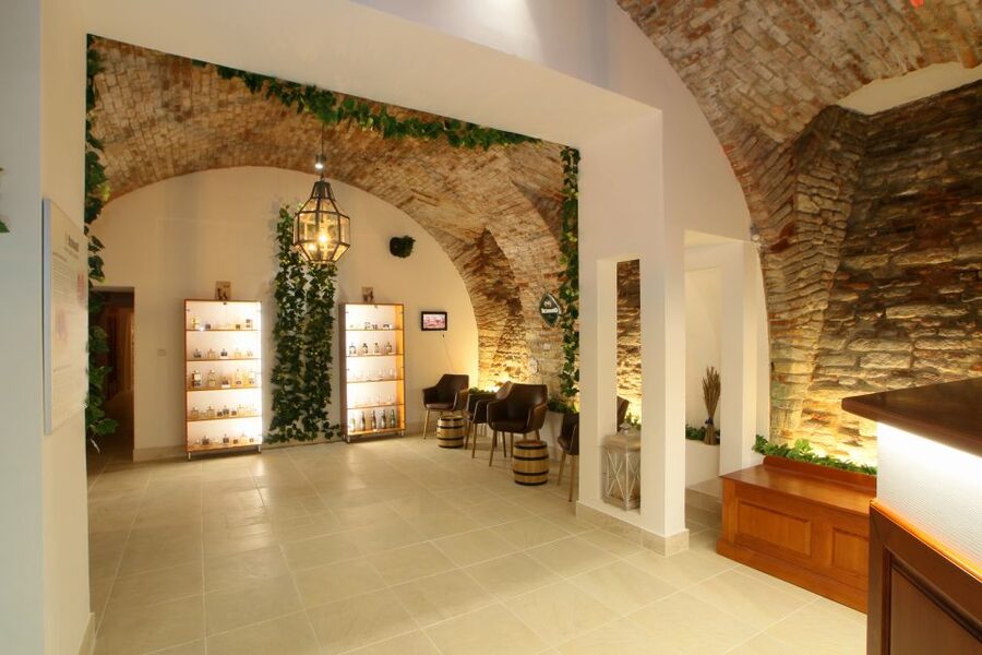 Prague: Bernard Beer Spa with Beer and Massage Option - Smart timing and simple preparation