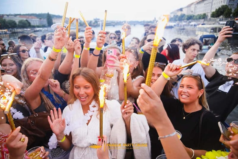 Prague : Boat Party with Afterparty at EPIC - Starting at Loď Odra