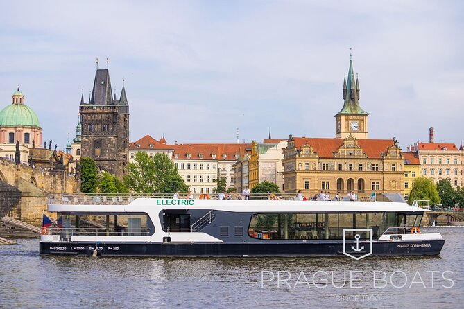 PRAGUE BOATS: 50-Minute Sightseeing Cruise - Passing under Charles Bridge