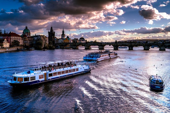 PRAGUE BOATS: 50-Minute Sightseeing Cruise - Kampa Island and the Straka Academy