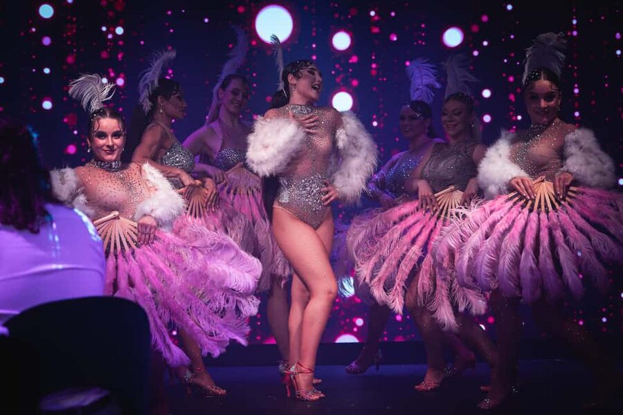 Prague:Breathtaking Cabaret Show with 4-Course Dinner Option - Key points at a glance
