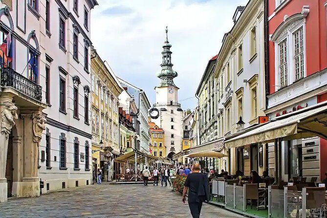 Prague-Budapest One-Way Sightseeing Day Tour - How the $387.15 price measures up