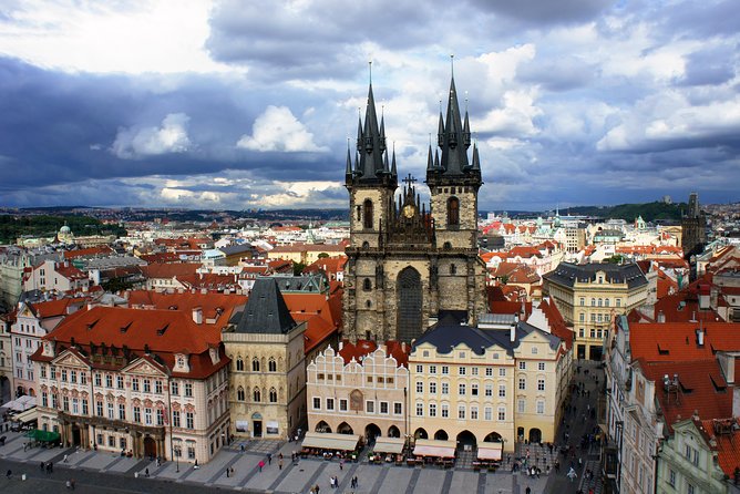 Prague: Bus Tour, Walking Tour, River Cruise and Lunch - Old Town Square and the Jewish Quarter