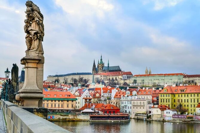 Prague: Bus Tour, Walking Tour, River Cruise and Lunch - Down through Kampa and across Charles Bridge