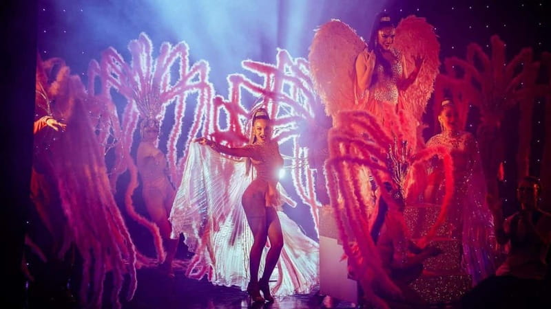 Prague: Cabaret Show at Medusa - Nightlife Prague - The Medusa cabaret experience in Prague