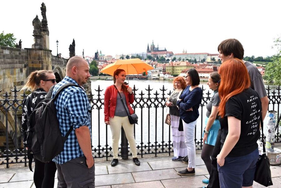 Prague: Castle and Jewish Quarter Tour - Lesser Town and Malostranské Square