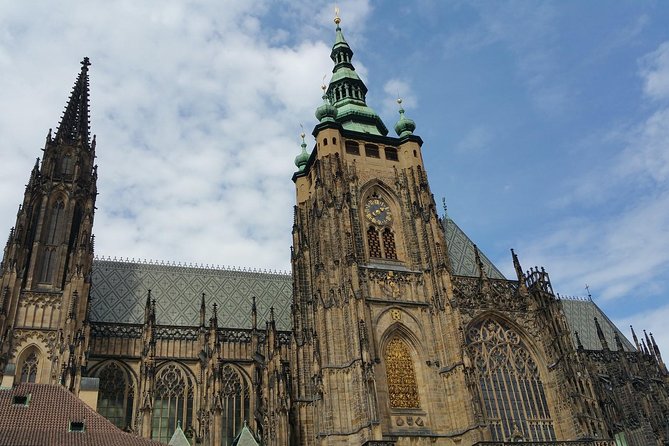 Prague Castle and Lobkowicz Palace entrance tickets - What the three-hour estimate really means