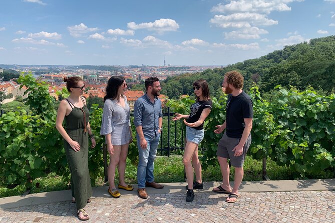 Prague Castle and Pubs Tour with Drinks Included - What the $47.46 price includes