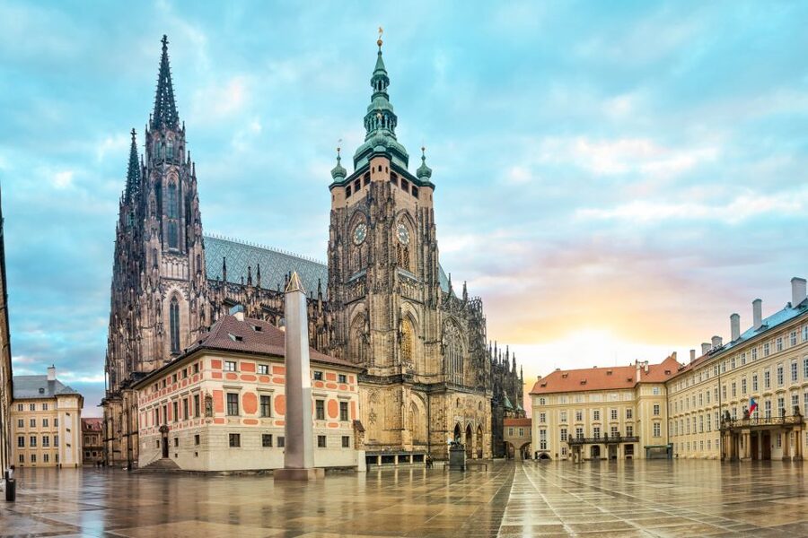 Prague Castle & Castle District: 2-Hour Guided Tour - Meeting near Charles Bridge and riding uphill