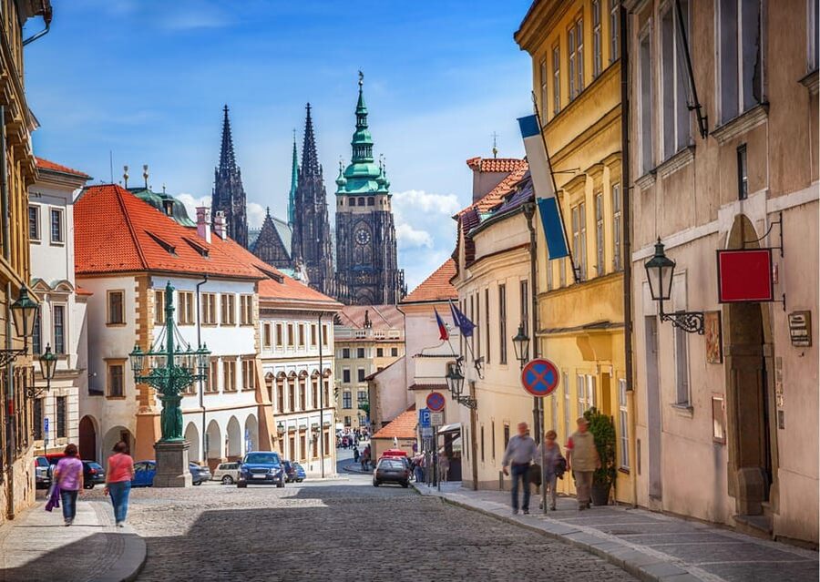 Prague: Castle Circuit Entry Tickets with Audio Guide - The Old Royal Palace and its grand halls