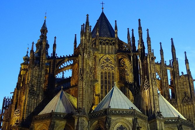 Prague Castle: Private fairytale walking tour - Why the guide makes the difference