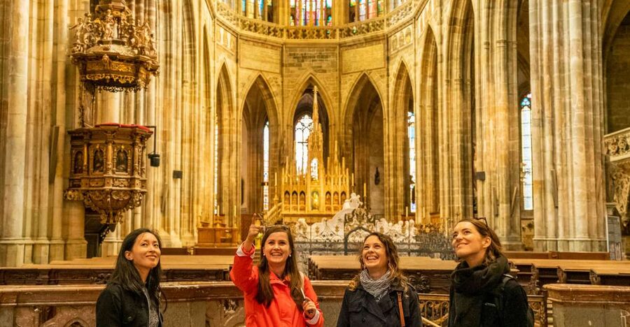 Prague: Castle Tour with Local Guide and Entry Ticket - St. Vitus Cathedral: the essential stop