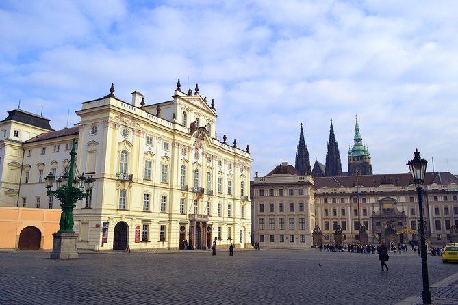 Prague Castle Walking Tour - How the $75.30 price works out