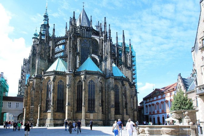 Prague Castle Walking Tour - The guide can make or break the morning