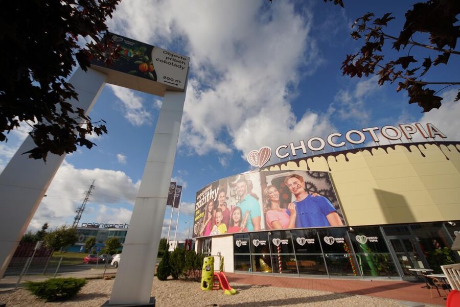 Prague: Chocotopia Chocolate Factory Tour Ticket + Workshop - Tastings include chocolate and a cocoa drink