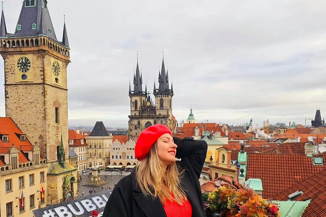 Prague Christmas Markets and Holiday Magic Walking Tour - Starting beneath the Astronomical Clock