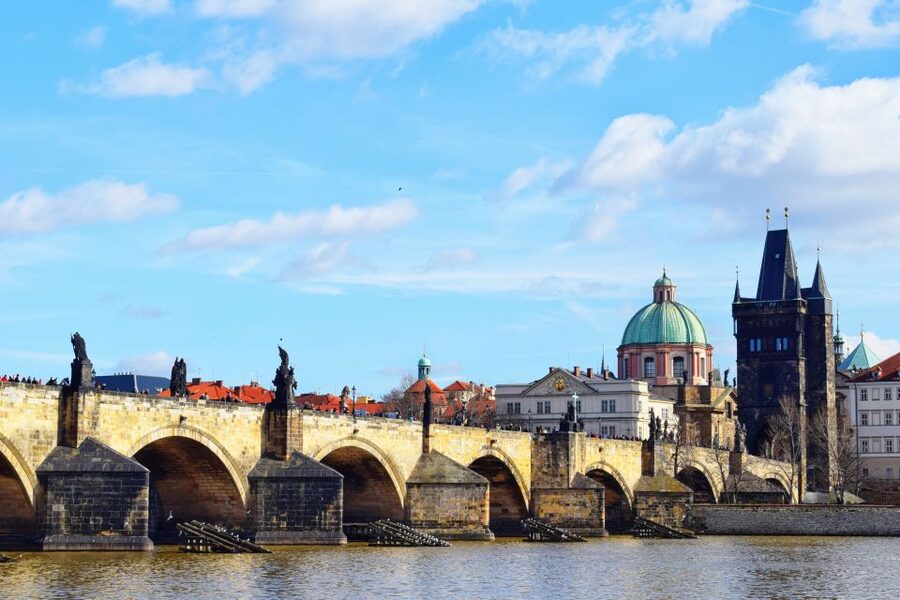 Prague City: 1-Hour Orientation Tour by Bus - Key points at a glance
