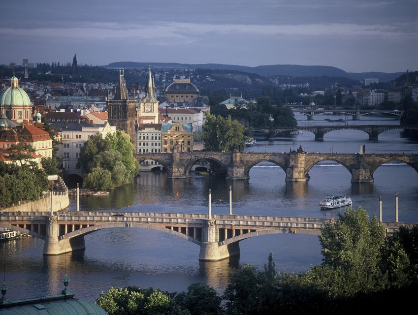 Prague City: 1-Hour Orientation Tour by Bus - How to fit it into a Prague day