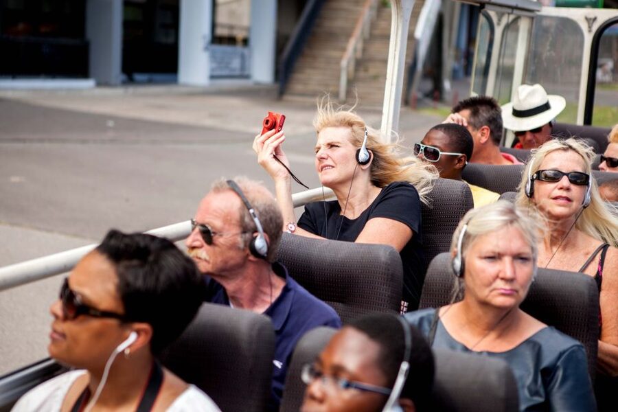Prague: City Sightseeing HOHO Bus Tour & Optional Boat Tour - The red line, from the Main Train Station to Petrin Garden